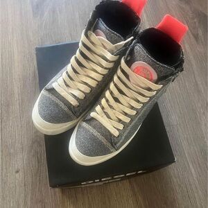 Diesel Gray High-Top Sneakers with Red Highlights